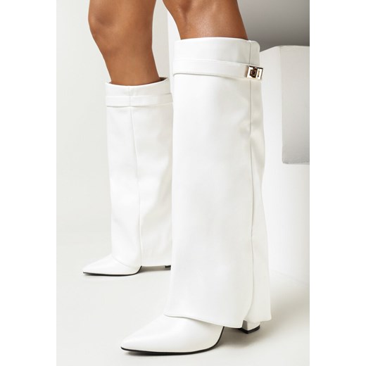 Białe Kozaki ze Szpiczastym Noskiem i Wywiniętą Cholewką Quirina ze sklepu born2be.pl w kategorii Kozaki damskie - zdjęcie 162120751
