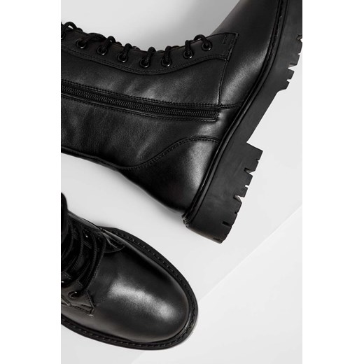 Answear Lab botki skórzane damskie kolor czarny na płaskim obcasie Answear Lab 41 ANSWEAR.com