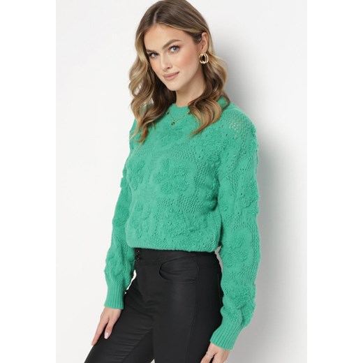 Zielony Sweter z Wełną i Bawełną Ozdobiony Pluszowym Splotem Karada ze sklepu Born2be Odzież w kategorii Swetry damskie - zdjęcie 162121744