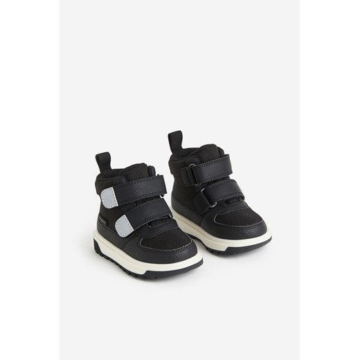 H & M - Wodoszczelne buty sportowe do kostki - Czarny H & M Dostępne inne rozmiary H&M