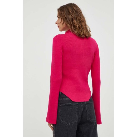 Gestuz sweter damski kolor różowy z półgolfem Gestuz XS ANSWEAR.com