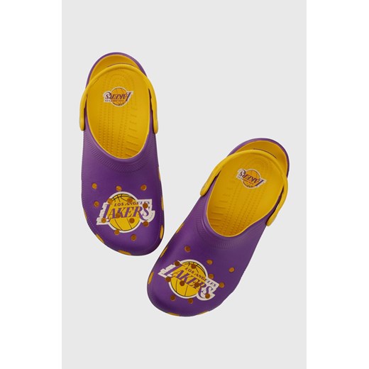 Crocs klapki NBA Los Angeles Lakers Classic Clog kolor fioletowy 208650 ze sklepu PRM w kategorii Klapki męskie - zdjęcie 162390401