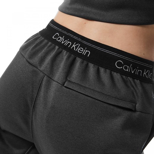 Damskie spodnie treningowe Calvin Klein Performance 00GWF3P634 - czarne Calvin Klein Sportstylestory.com