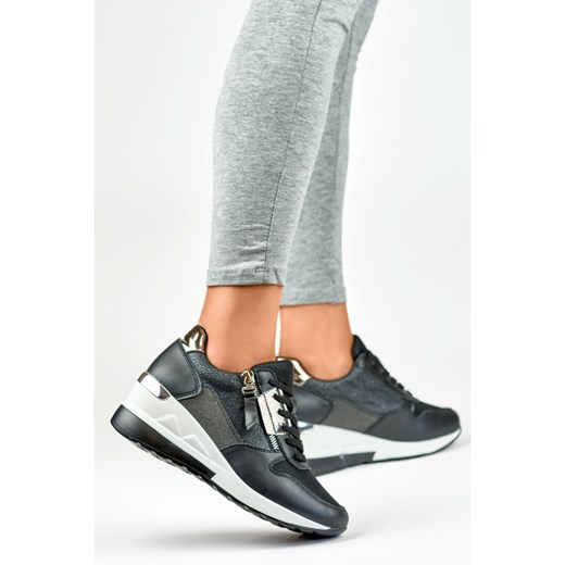 Buty sportowe damskie czarne sznurowane na koturnie 