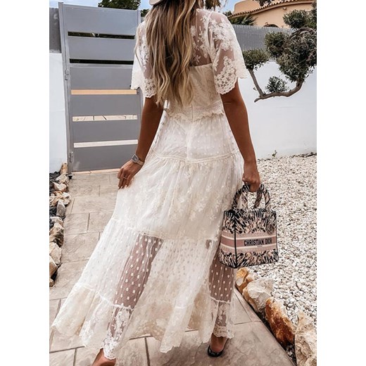 Sukienka maxi w stylu boho z tiulową warstwą Attirra S Attirra
