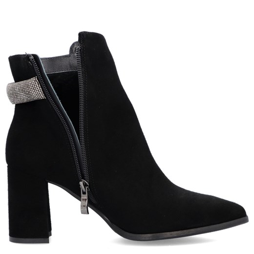 Botki Kotyl na obcasie jesienne zamszowe 