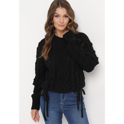 Czarny Klasyczny Sweter ze Ściągaczami i Ozdobnym Sznurowaniem Nabira ze sklepu Born2be Odzież w kategorii Swetry damskie - zdjęcie 162705052