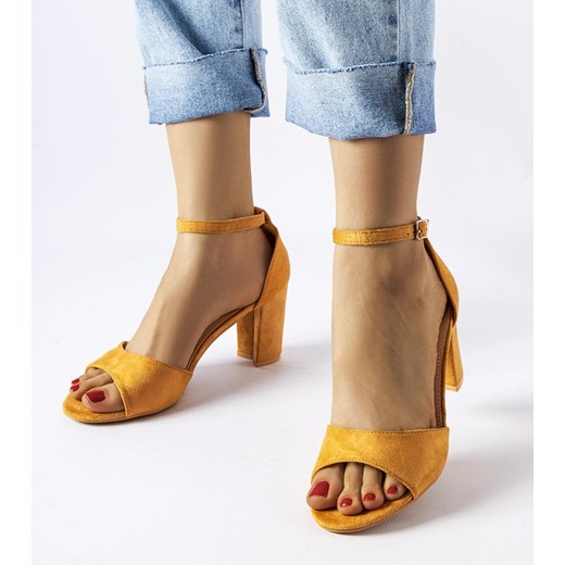 Brązowe sandały na słupku Polet ze sklepu gemre w kategorii Sandały damskie - zdjęcie 162738883