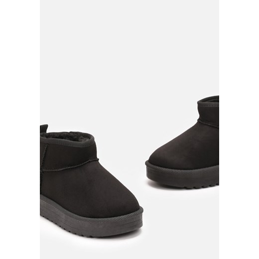Czarne buty zimowe dziecięce Born2be 