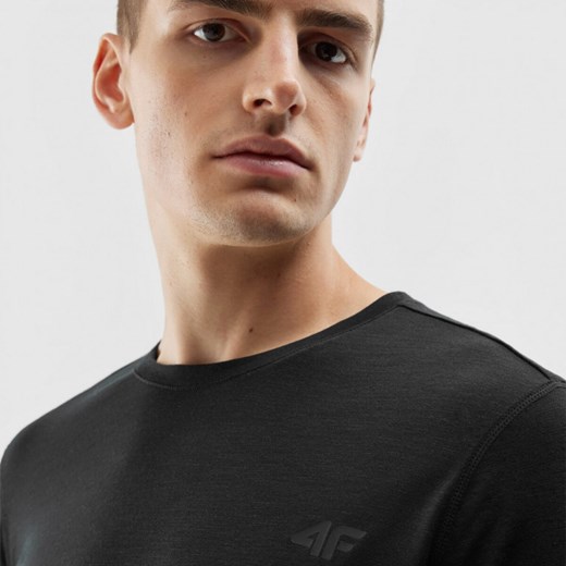 Męski longsleeve basic 4F 4FAW23TLONM154 - czarny XL Sportstylestory.com