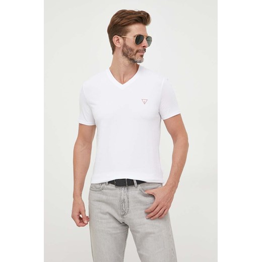 Guess t-shirt męski kolor biały gładki M2YI32 J1314 ze sklepu ANSWEAR.com w kategorii T-shirty męskie - zdjęcie 162902064