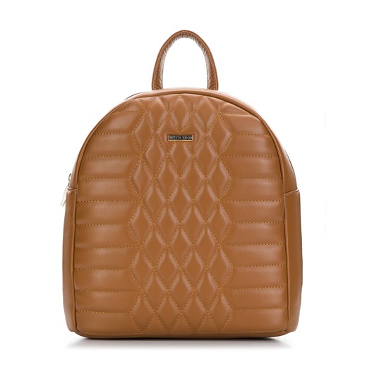 Damski plecak z pikowanej ekoskóry w geometryczny wzór brązowy ze sklepu WITTCHEN w kategorii Plecaki - zdjęcie 162902764