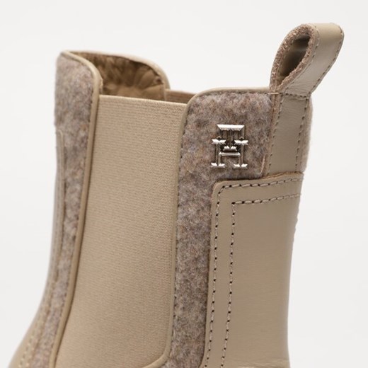 Botki Tommy Hilfiger bez zapięcia 