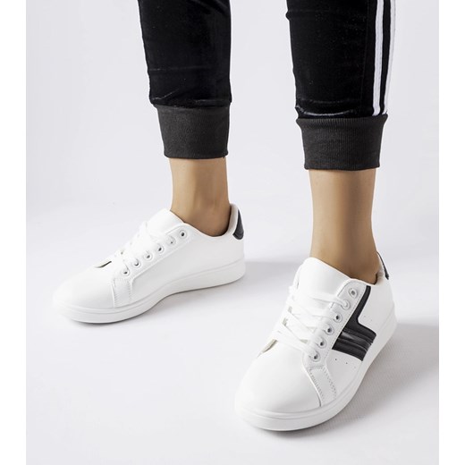 Białe sneakersy z czarnymi wstawkami Rizzo ze sklepu gemre w kategorii Trampki damskie - zdjęcie 162916661