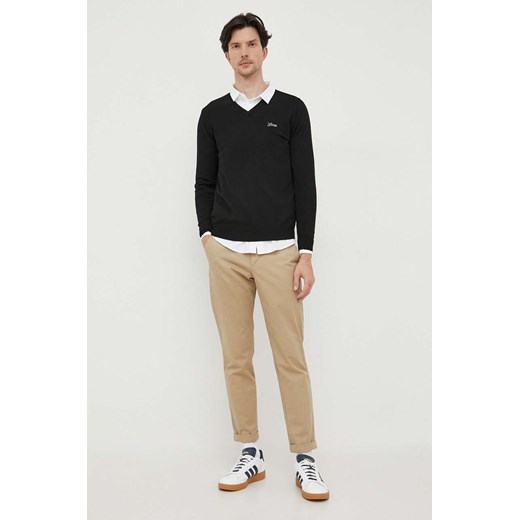 Sweter męski czarny Guess z dekoltem w serek