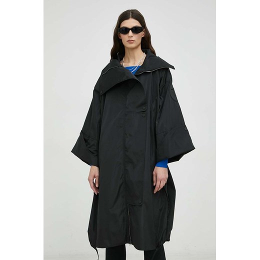 MMC STUDIO płaszcz damski kolor czarny przejściowy oversize ze sklepu ANSWEAR.com w kategorii Płaszcze damskie - zdjęcie 163402991