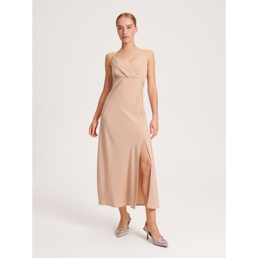 Reserved - Sukienka midi - beżowy ze sklepu Reserved w kategorii Sukienki - zdjęcie 163472214