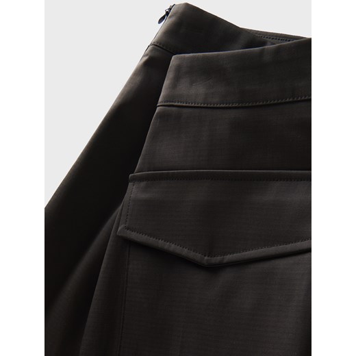 Spódnica Reserved mini czarna na wiosnę 