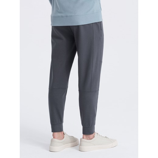 Spodnie męskie dresowe joggery - grafitowe V5 OM-PASK-0142 ze sklepu ombre w kategorii Spodnie męskie - zdjęcie 163491561