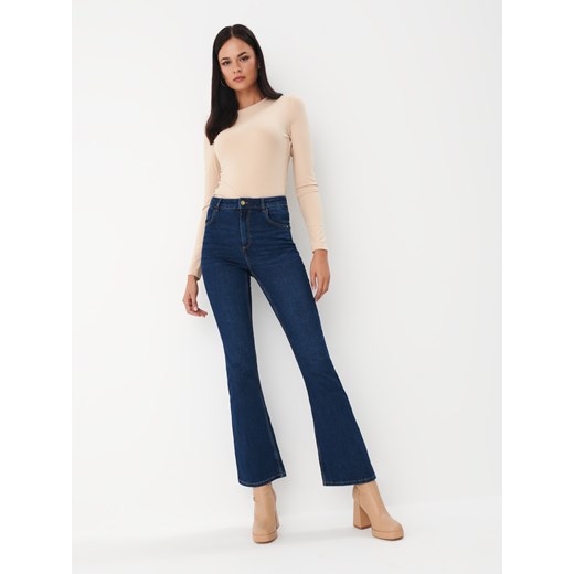 Bluzka damska Mohito z długim rękawem beżowa z okrągłym dekoltem 