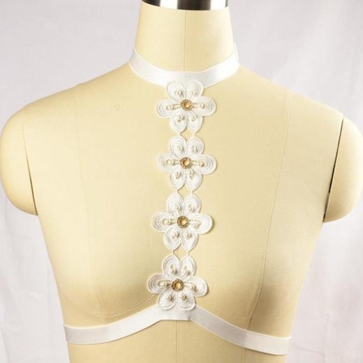 Ozdobny harness z kwiatami - Biały / Uniwersalny ze sklepu Lovita.pl w kategorii Akcesoria do bielizny - zdjęcie 163644881