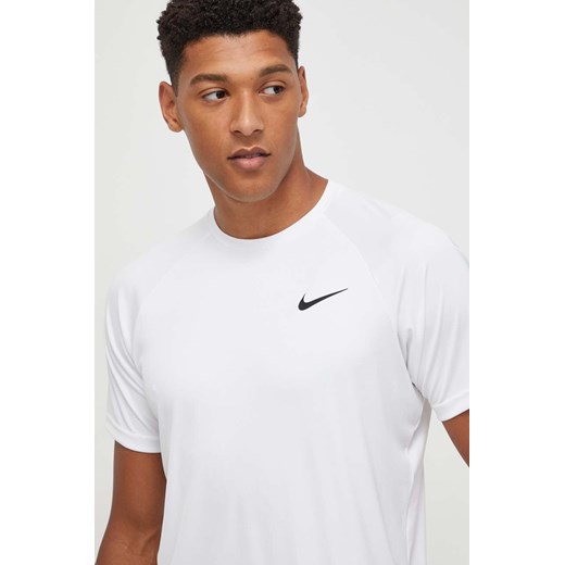 Nike t-shirt treningowy kolor biały gładki ze sklepu ANSWEAR.com w kategorii T-shirty męskie - zdjęcie 163652072