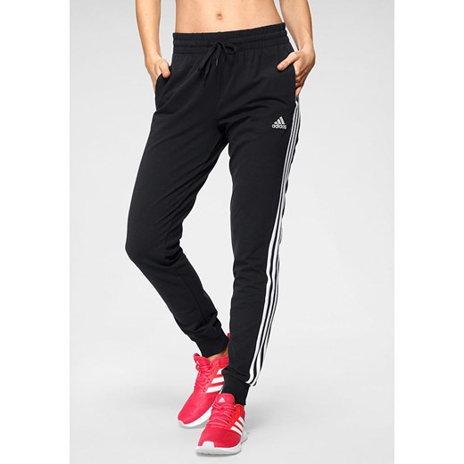 adidas Spodnie dresowe &quot;3S SJ C&quot; w kolorze czarnym ze sklepu Limango Polska w kategorii Spodnie damskie - zdjęcie 163725540