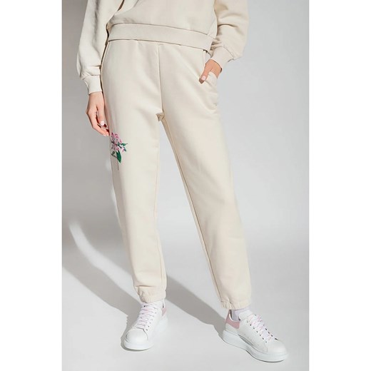 Woolrich Spodnie dresowe &quot;Mountain&quot; w kolorze kremowym ze sklepu Limango Polska w kategorii Spodnie damskie - zdjęcie 163778443