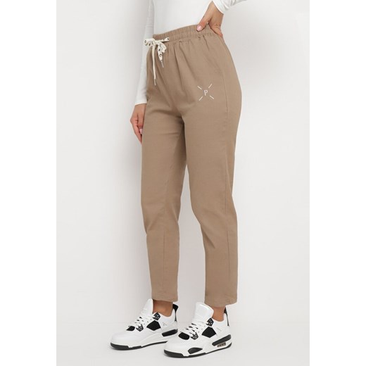 Beżowe Spodnie Dresowe z Gumką w Pasie Reinhines ze sklepu Born2be Odzież w kategorii Spodnie damskie - zdjęcie 163859053