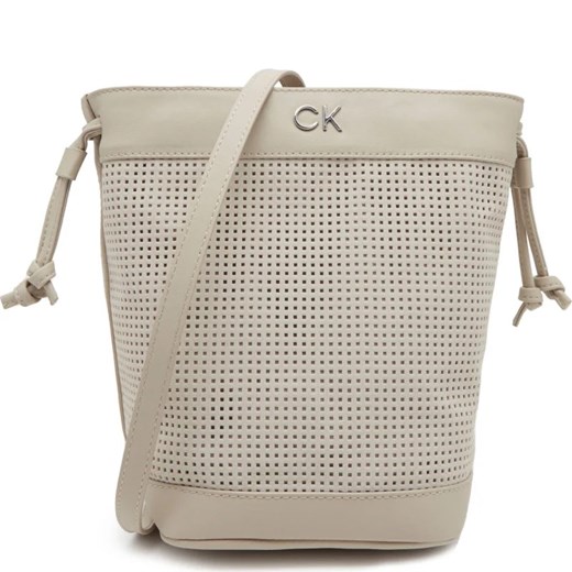 Calvin Klein Worek RE-LOCK DRAWSTRING BAG SM PERF ze sklepu Gomez Fashion Store w kategorii Torebki worki - zdjęcie 163947534