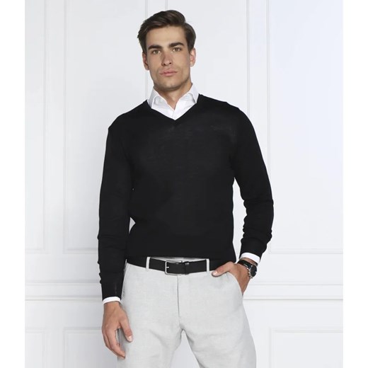 Sweter męski Oscar Jacobson z dekoltem w serek