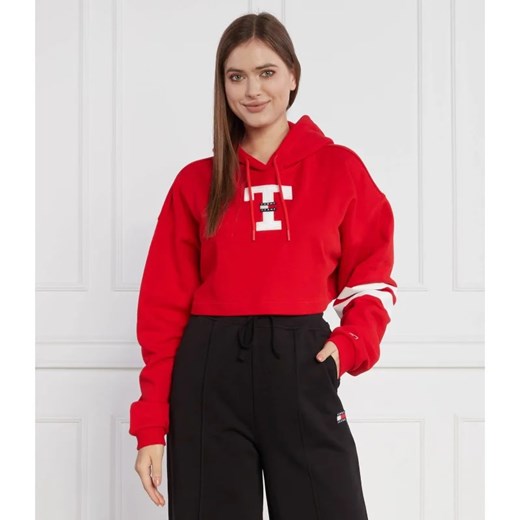 Tommy Jeans Bluza TJW SP CRP LETTERMAN FLAG HOODIE | Cropped Fit ze sklepu Gomez Fashion Store w kategorii Bluzy damskie - zdjęcie 163979300