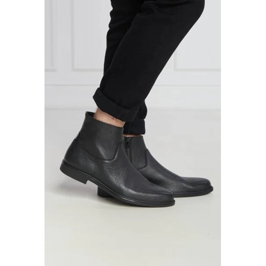 Buty zimowe męskie Hugo Boss z tworzywa sztucznego 
