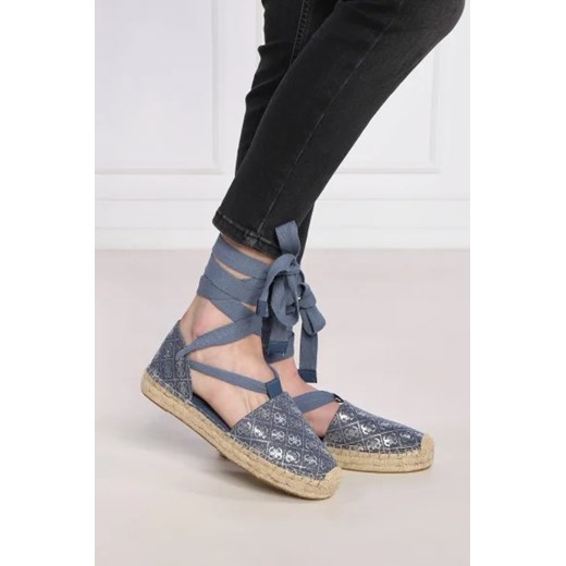 Espadryle damskie Guess płaskie w nadruki