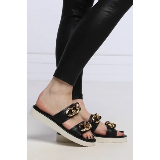 Michael Kors Skórzane klapki SCARLETT Michael Kors 39 promocyjna cena Gomez Fashion Store