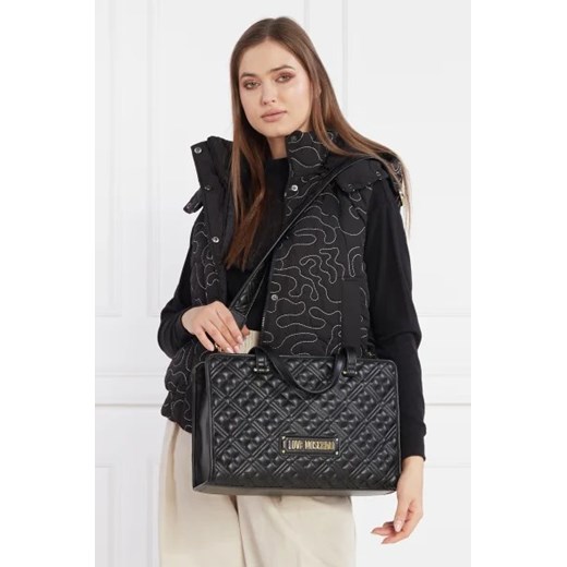 Kuferek Love Moschino do ręki