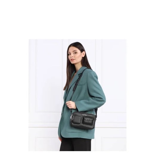Czarna listonoszka Emporio Armani ze skóry ekologicznej 