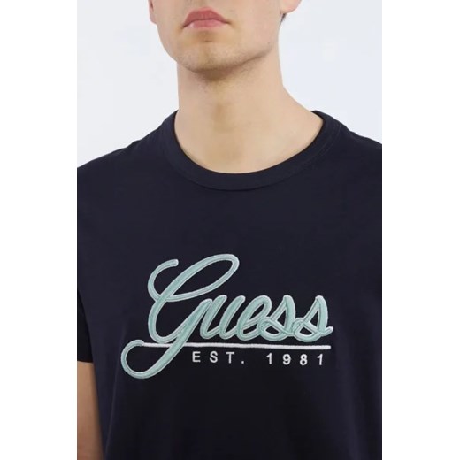 GUESS JEANS T-shirt SS CN GUESS 3D EMBRO | Regular Fit L Gomez Fashion Store wyprzedaż