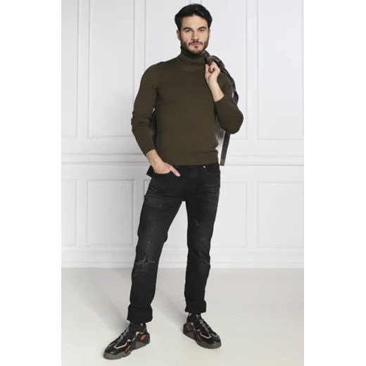 Sweter męski Hugo Boss na zimę 