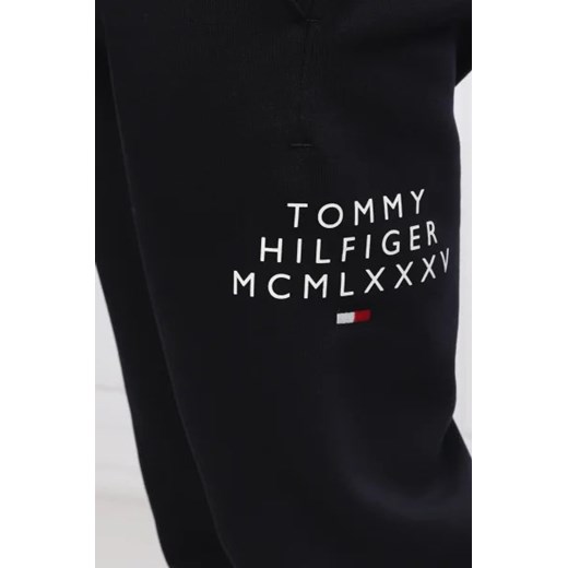 Tommy Hilfiger Spodnie dresowe | Regular Fit Tommy Hilfiger XL promocja Gomez Fashion Store