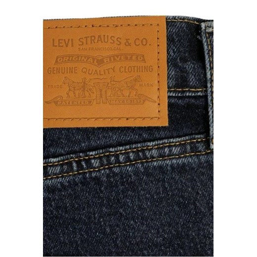 Jeansy damskie Levi's w miejskim stylu 