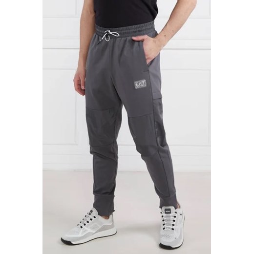 EA7 Spodnie dresowe | Regular Fit S Gomez Fashion Store promocyjna cena