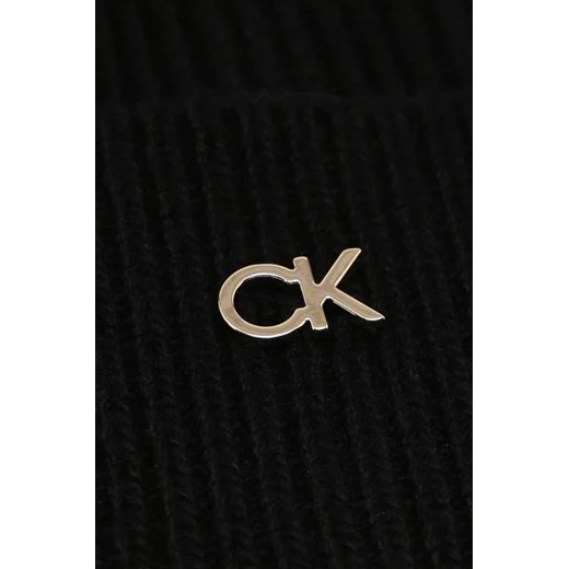 Calvin Klein Czapka RE-LOCK | z dodatkiem wełny i kaszmiru Calvin Klein Uniwersalny Gomez Fashion Store