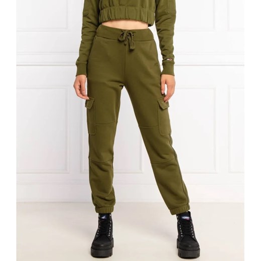 Tommy Jeans Spodnie dresowe TJW REG UTILITY | Regular Fit ze sklepu Gomez Fashion Store w kategorii Spodnie damskie - zdjęcie 164320403