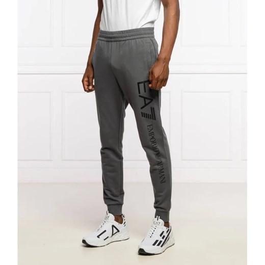 EA7 Spodnie dresowe | Regular Fit ze sklepu Gomez Fashion Store w kategorii Spodnie męskie - zdjęcie 164321100