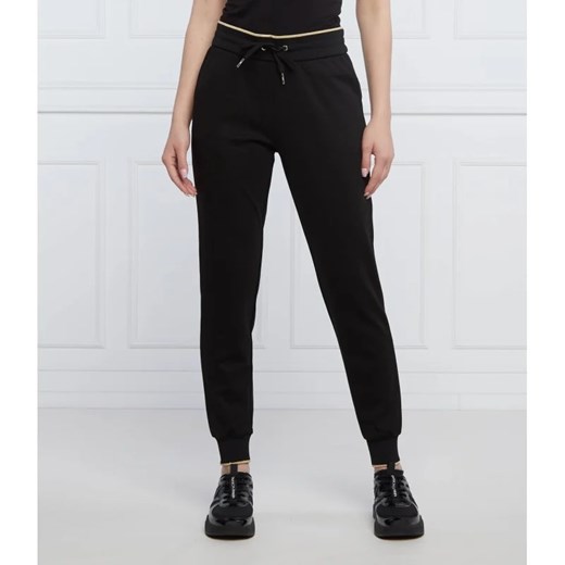 Armani Exchange Spodnie dresowe | Regular Fit ze sklepu Gomez Fashion Store w kategorii Spodnie damskie - zdjęcie 164321331