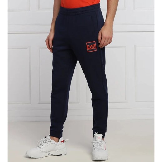 EA7 Spodnie dresowe | Regular Fit ze sklepu Gomez Fashion Store w kategorii Spodnie męskie - zdjęcie 164322942