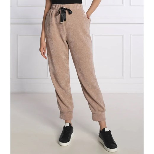 Liu Jo Rose Spodnie dresowe | Regular Fit ze sklepu Gomez Fashion Store w kategorii Spodnie damskie - zdjęcie 164324591