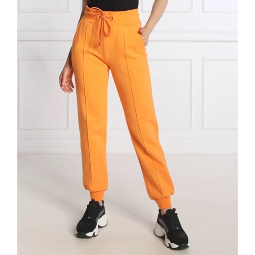 Patrizia Pepe Spodnie dresowe | Regular Fit ze sklepu Gomez Fashion Store w kategorii Spodnie damskie - zdjęcie 164325051