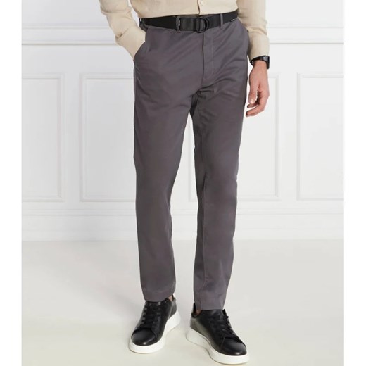 Calvin Klein Spodnie chino + pasek MODERN TWILL | Slim Fit ze sklepu Gomez Fashion Store w kategorii Spodnie męskie - zdjęcie 164326002